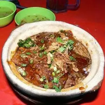 Claypot beef rice