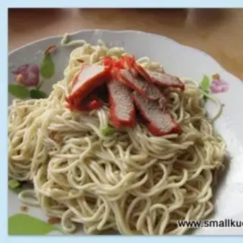 Kampua Noodle
