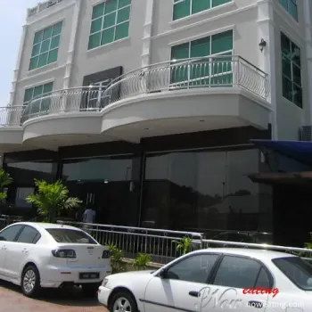 Pan Mutiara Building