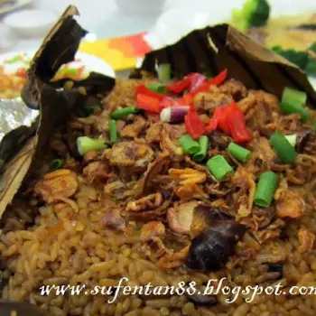 Deluxe Waxed Meat Lotus Leaf Rice