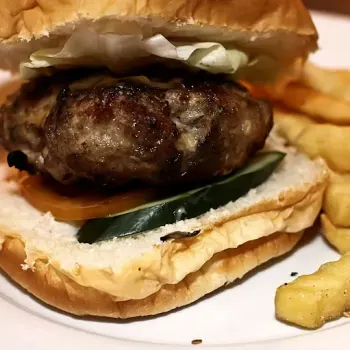 100% Homemade Pork Burger with Chips