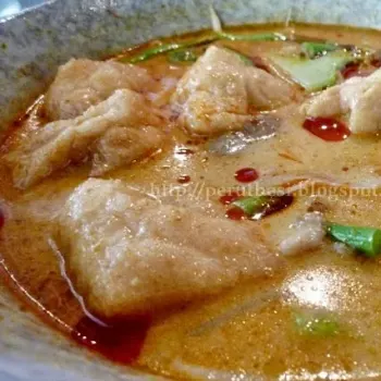 Assorted Vegetable Curry Noodles