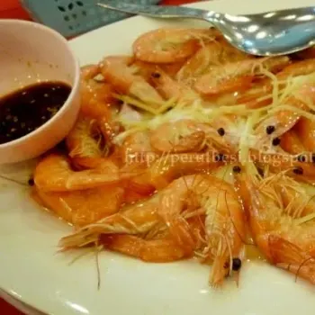 Steamed Prawns with Chinese wine & Ginger