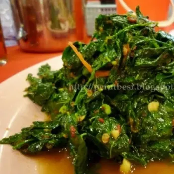 Stir-Fried Sabah Vegetable with Belacan