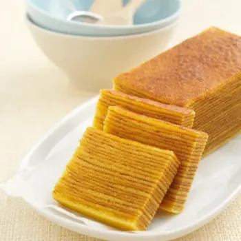 Layer Cake, (Lapis Legit)