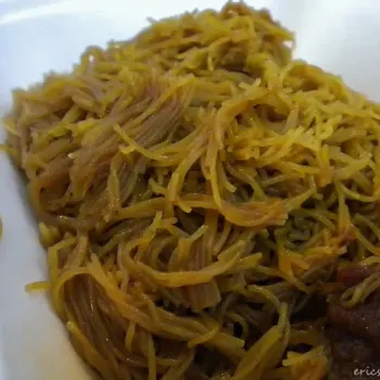 经济米粉 + Sambal 辣椒