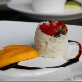 Pulut Mango With Thick Santan And Fragrant Gula Melaka And Apple Crumble With Chunks Of Apple And Nut Toppings