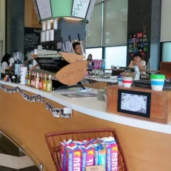 RAW Cafe