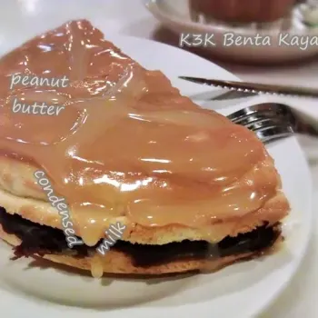 Topee Red Bean with Condensed Milk