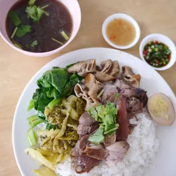 泰式猪脚饭
