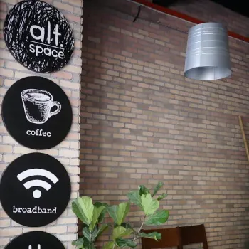 alt Space