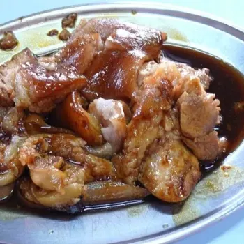 卤猪脚