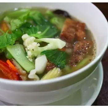 蔬菜清汤荞麦面 Vegetable Soup Noodle