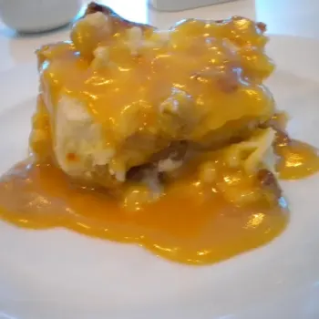 Bread + Banana  topped with sweet  cream