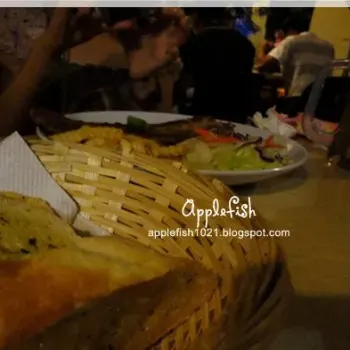 Garlic Bread Together With Chicken Mushroom Pie  