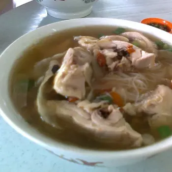 Clear And Wholesome Herbal Soup Was Full Of Kei Chee, Yok Chut Flavor