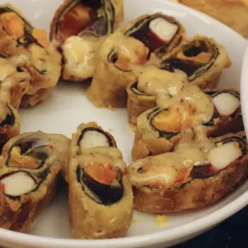 Crabmeat/seaweed/salted egg rolls with a dash of Mayonnaise