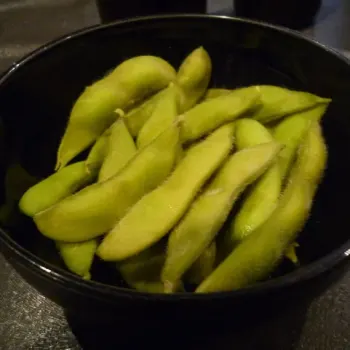 Edamame (green snow bean)
