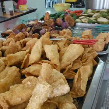 Yong Tau Foo