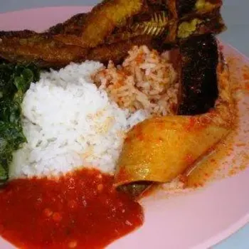 Ikan keli and assam curry pari with vege