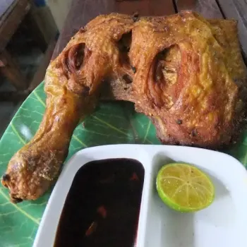 Deep Fried Kampong Chicken With Sweet Dark Soya Sauce & Lime
