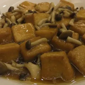 Tofu With Mini Mushroom.