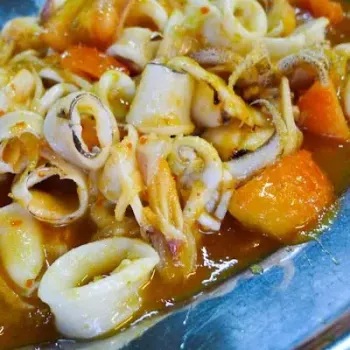 Nyonya Squid