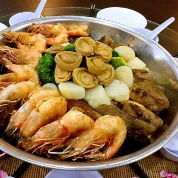 Propersity Pooi Chai 年年益寿盆菜