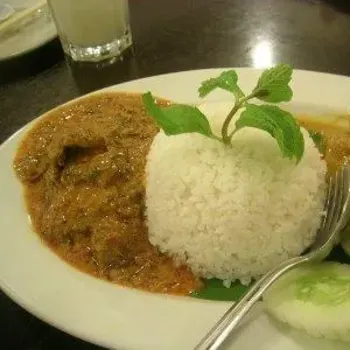 Curry rendang rice