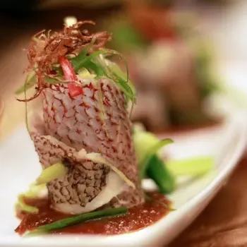Steamed Red Lion Fish with Hot and Spicy Sze Chuan Sauce (一帆多风顺)