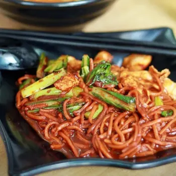 Spicy Noodles with Chili Flavored Noodles