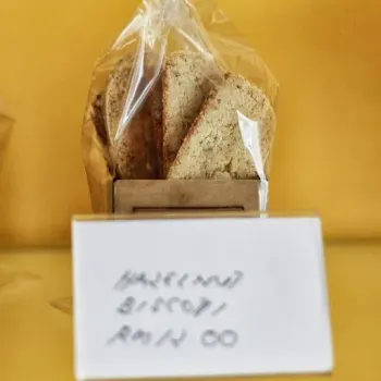 Hazelnut Biscuit
