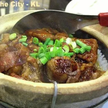 Claypot Chicken Rice
