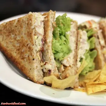 O' Briens Classic Tripledecker