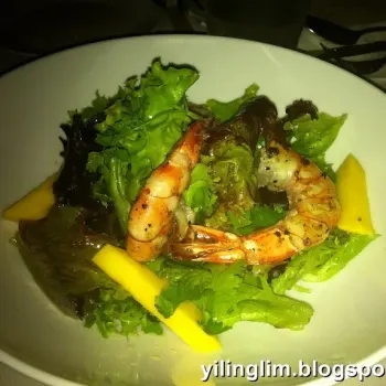 Prawn and mango salad