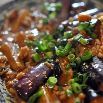 
Brinjal with Minced Pork Meat 