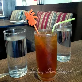 Iced Lemongrass tea and skyjuices