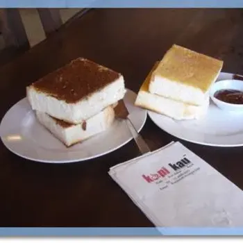 Toasted bread with butter and kaya