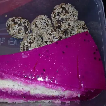 Dragon Gruit Cake And Praline With Sesame