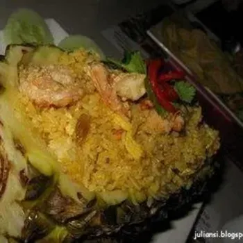 Pineapple fried rice