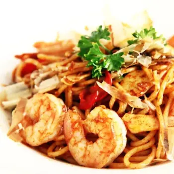 Garlic Ocean Prawn Olio Pasta