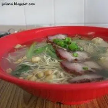 Wan Tan Mee Soup