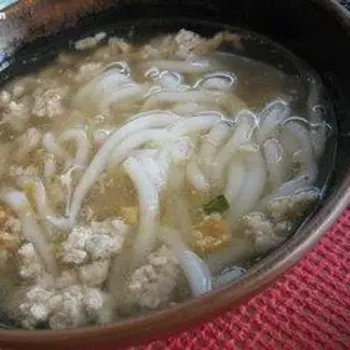Loh See Fun in soup