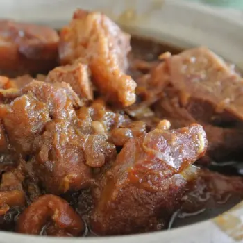 Pork Knuckles in Vinegar Sauce