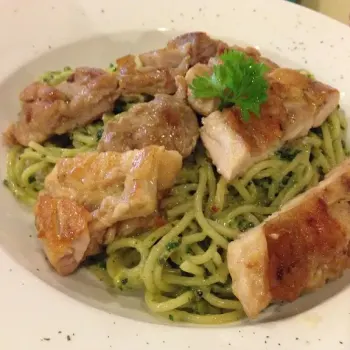 Chicken Spaghetti Pesto