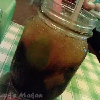 Ice cincau lime with mixed fruits