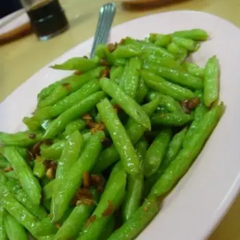 Stir fried string beans with dried shrimps