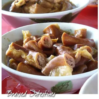 Braised pig intestines