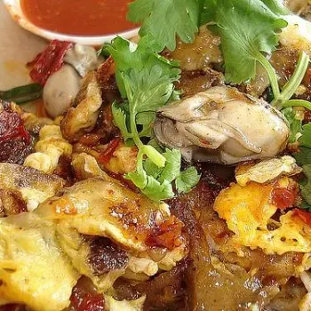 Oyster Omelette