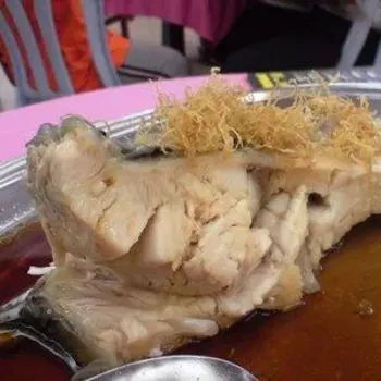 Steamed Temoleh fish